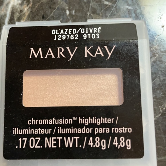 Mary Kay Chromafusion highlighter - Picture 5 of 6